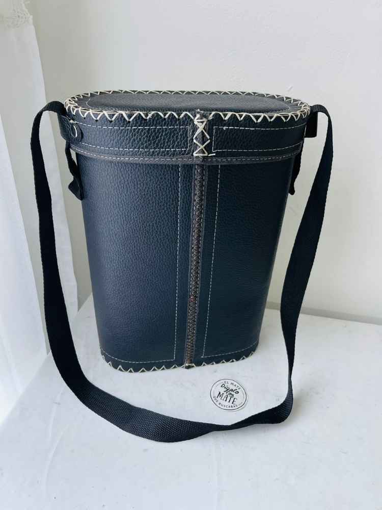 PORTATERMO DE CUERINA CON TAPA/SUJETADOR COLOR NEGRO