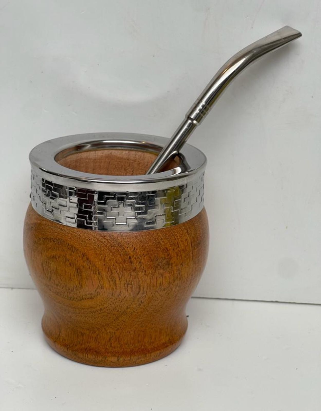 Imperial algarrobo. Guarda acero PREMIUM - base ancha, boca ancha.