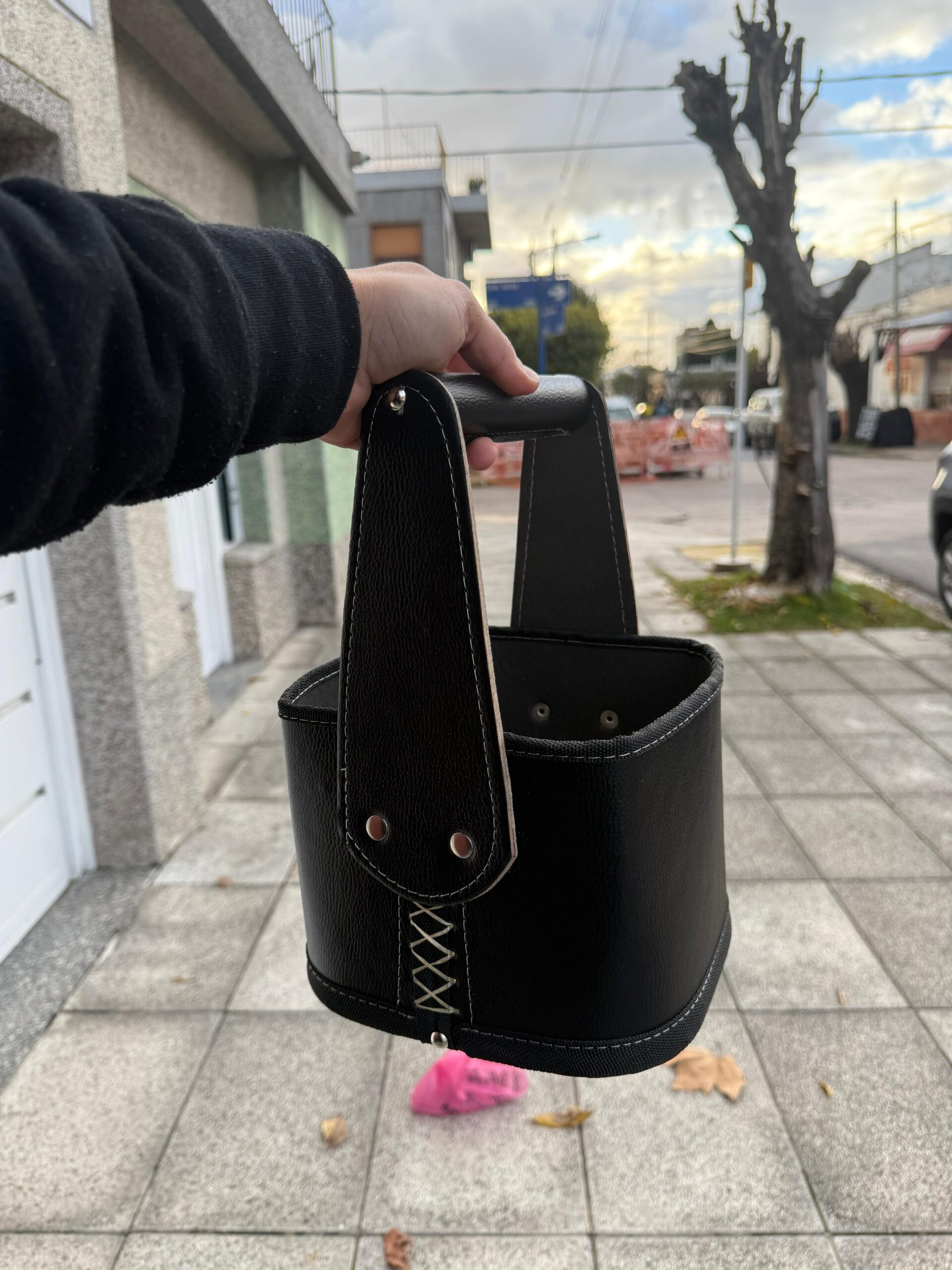 Canasta mango rígido piso reforzado la mejor calidad del mercado color negro