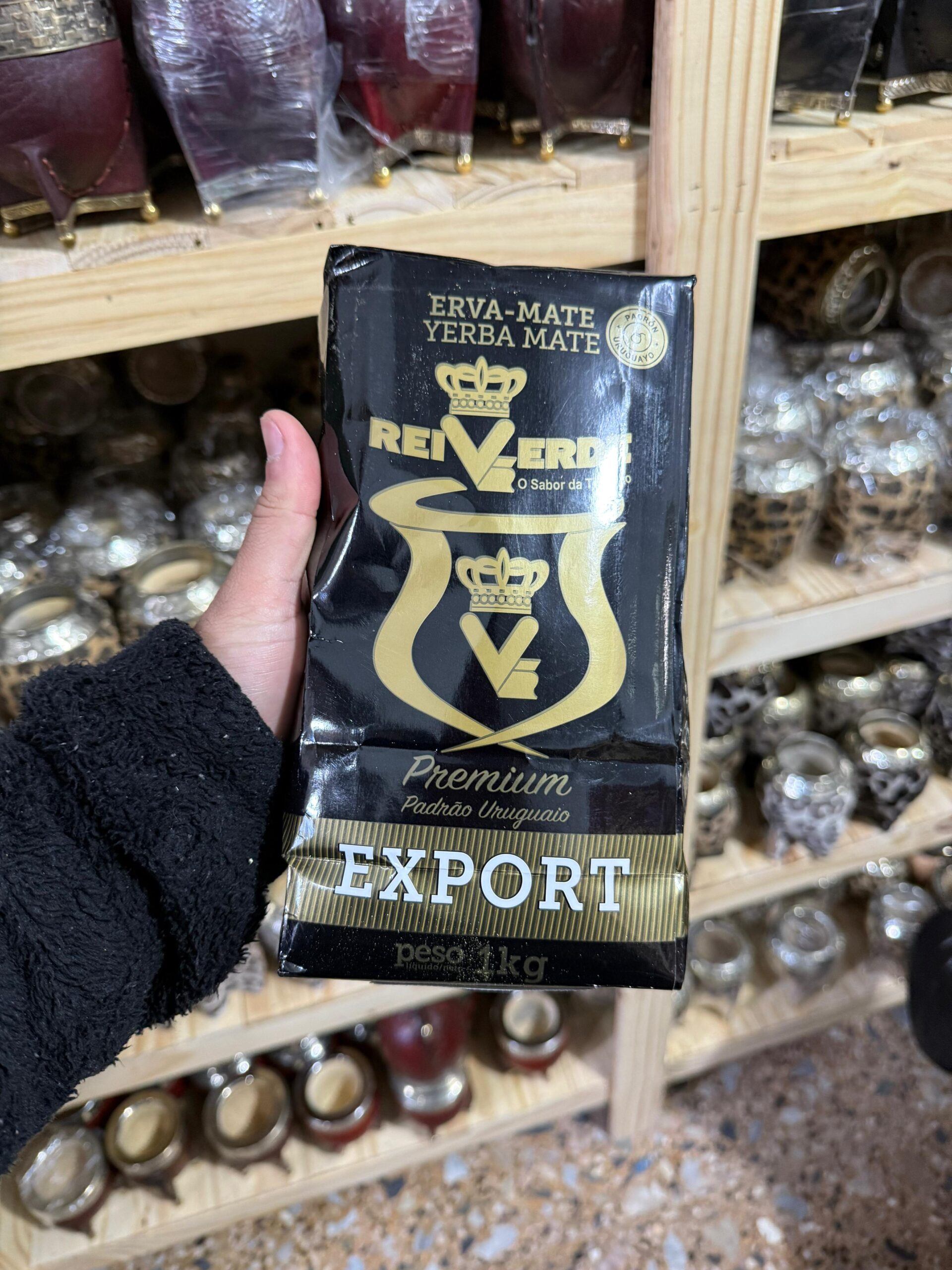 Yerba Mate REI VERDE PREMIUM EXPORT PAQUETE NEGRO 1 KILO
