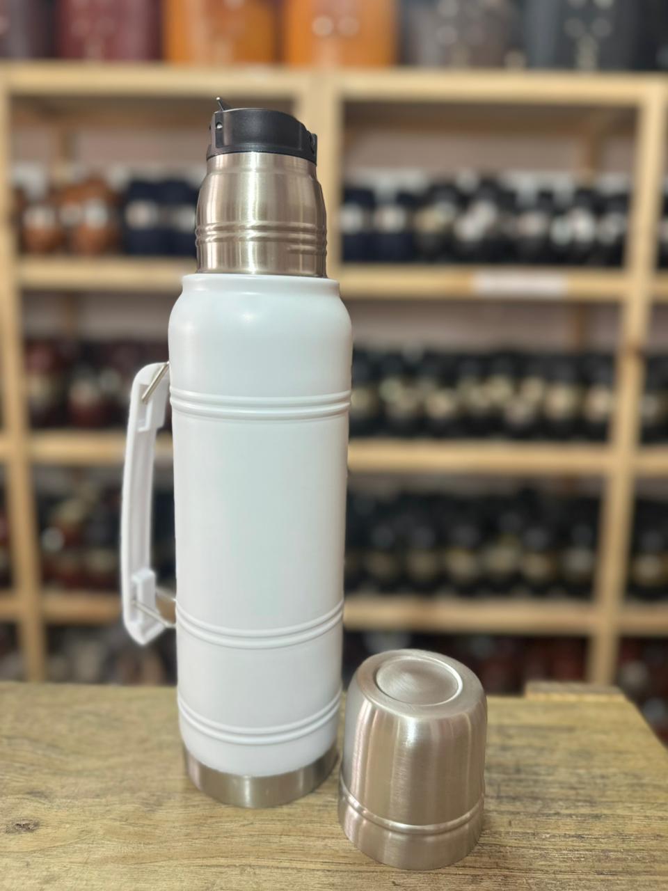 Termo 1,25L PICO SYSTEM TAPA MATE CON MANIJA COLOR BLANCO