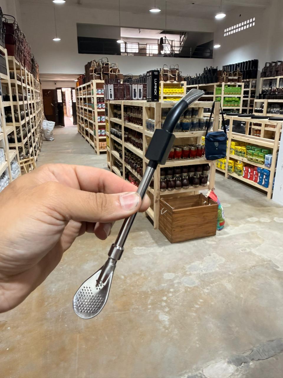 BOMBILLA DE ACERO CON FILTRO PALA C/ PACKAGING (COLORES SURTIDOS) - IDEAL PARA GRABADO