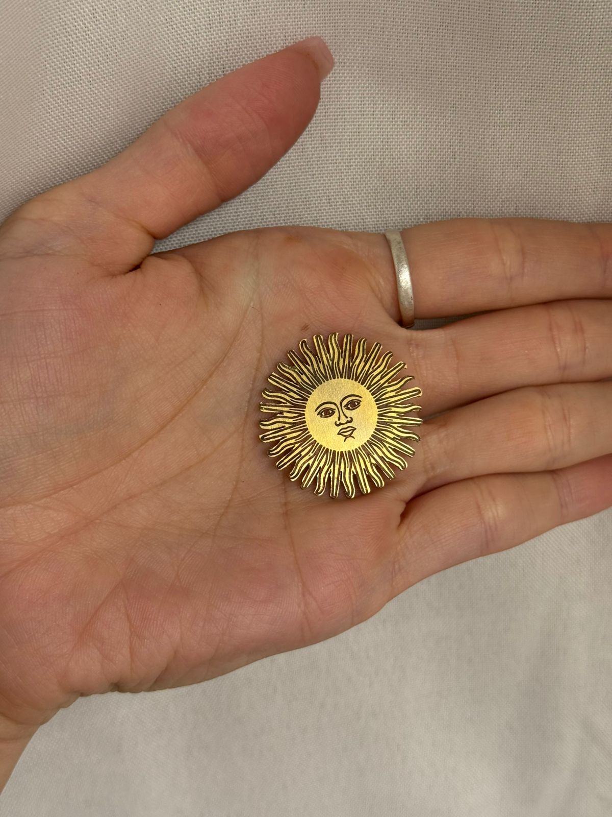 DIJE DE BRONCE SOL DE LA BANDERA ARGENTINA 3X3 TODO CALADO