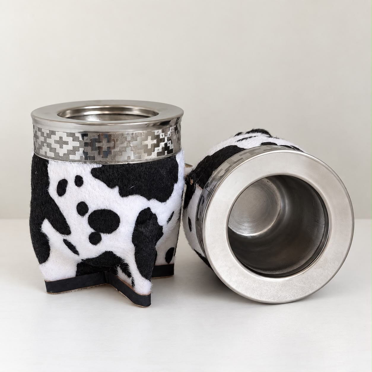 IMPERIAL VAQUITA – INTERIOR ACERO INOXIDABLE – CUERO CON PELO