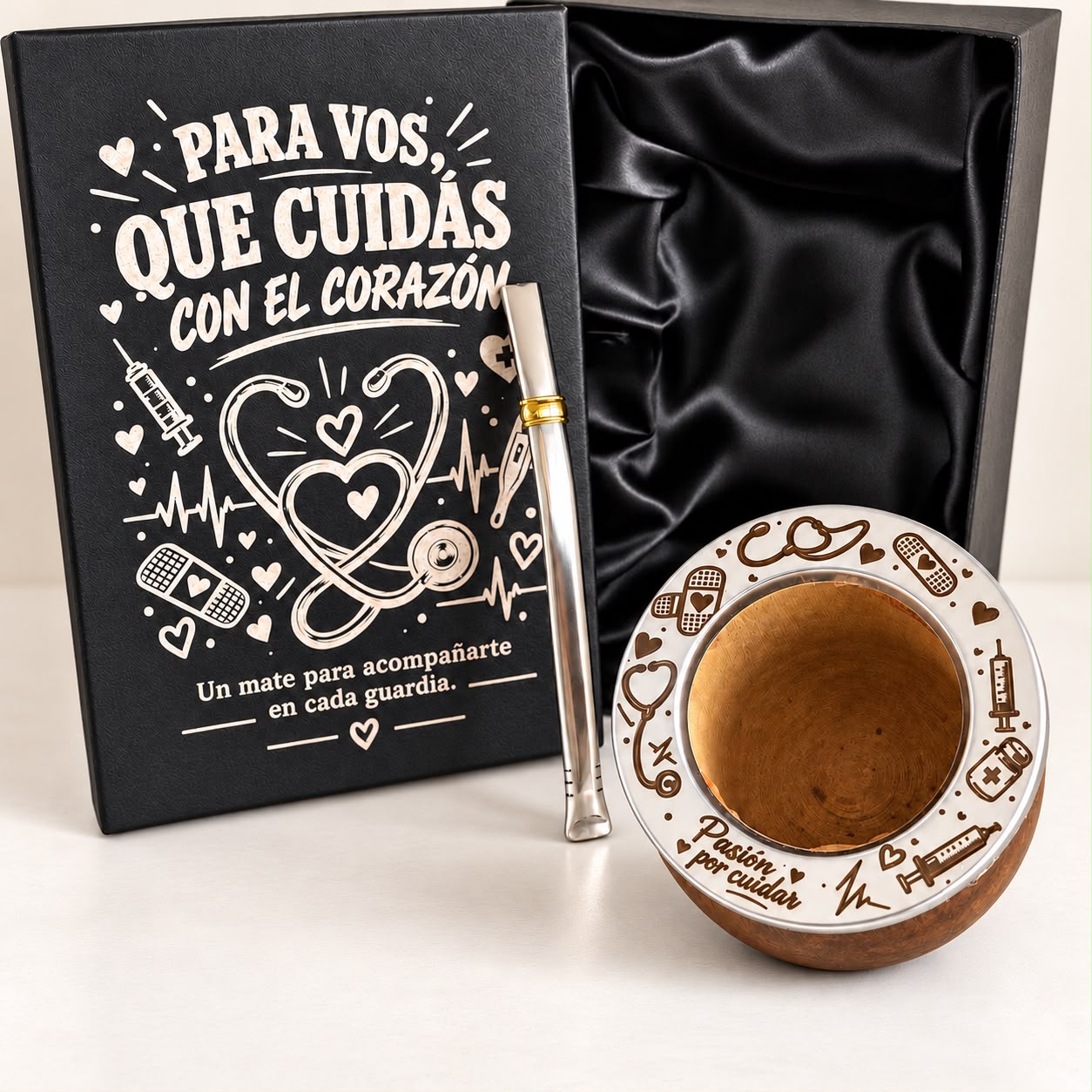 BOX "PASION POR CUIDAR" : CAJA PRESENTACIÓN, CAMIONERO LAQUEADO BRILLOSO Y BOMBILLA CHATA