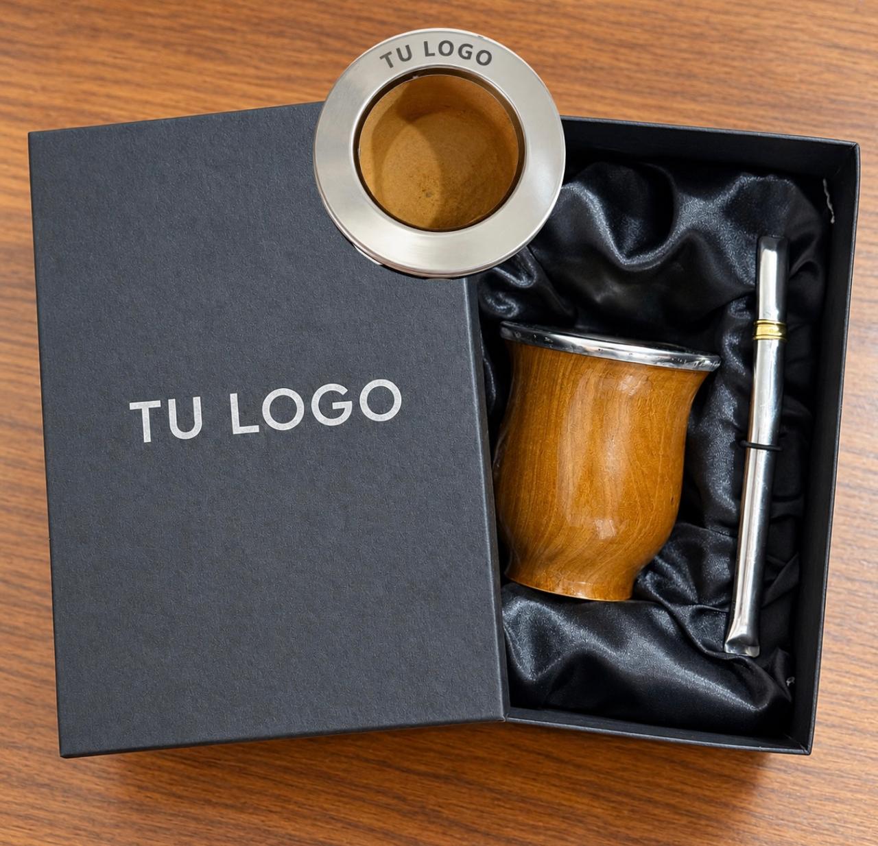 BOX EMPRESARIAL CON TU LOGO: CAMIONERO BRILLOSO + BOMBILLA CHATA + CAJA PRESENTACION (TODO CON TU LOGO EMPRESARIAL)